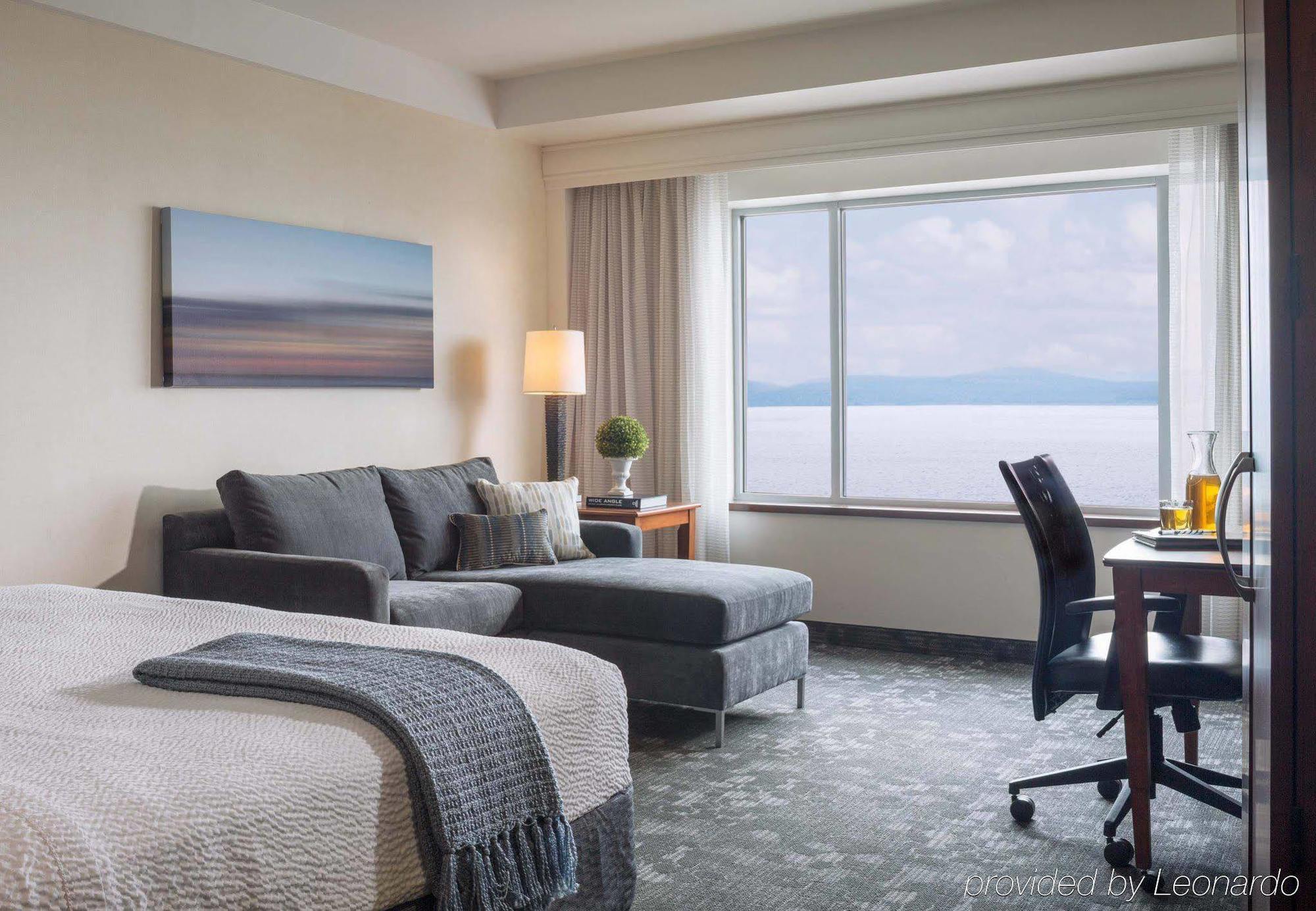 คอร์ทยาร์ด เบอร์ลิงตัน ฮาร์เบอร์ Hotel ภายนอก รูปภาพ